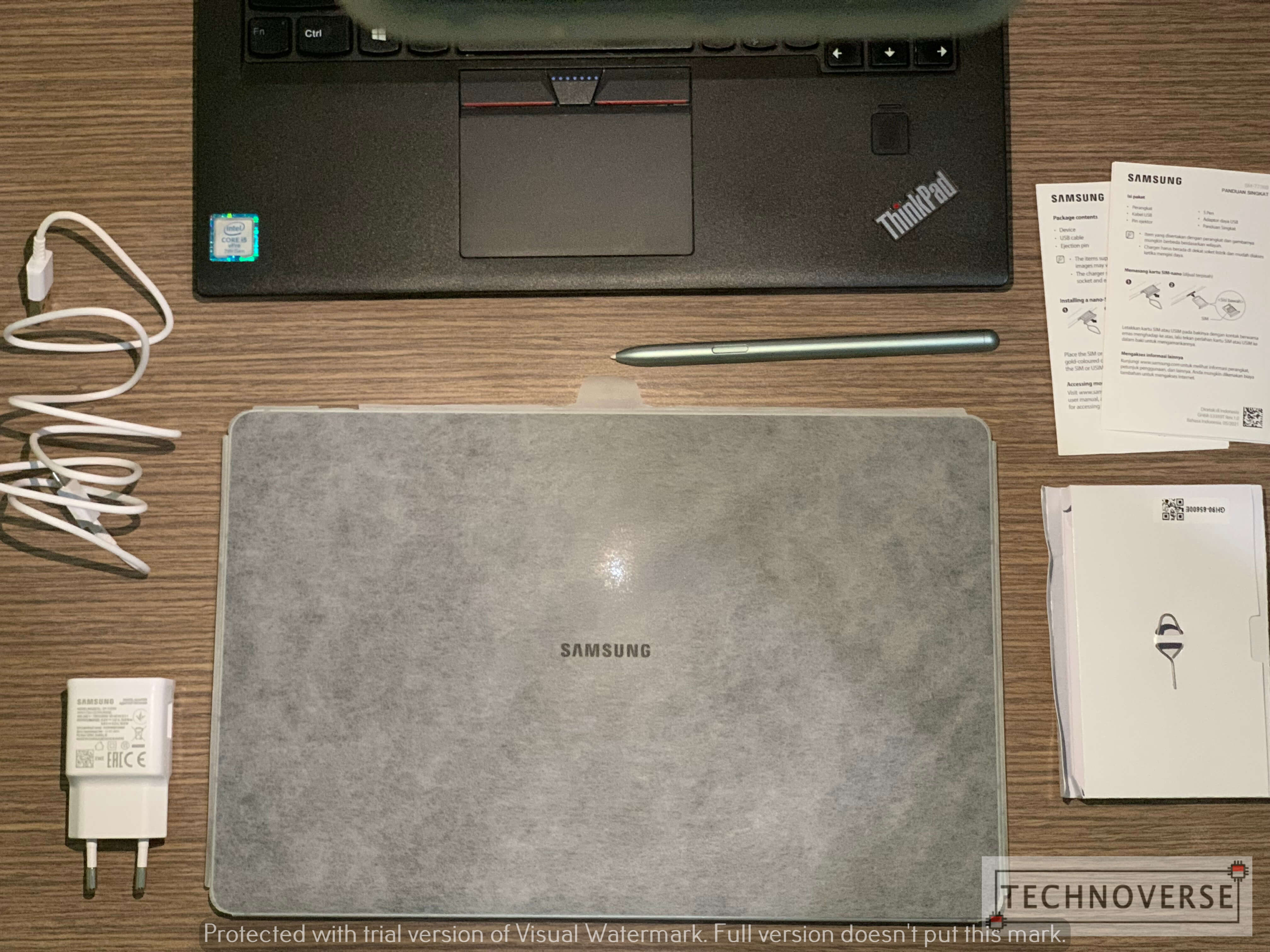 galaxy-tab-s7-fe-5g-box-contents