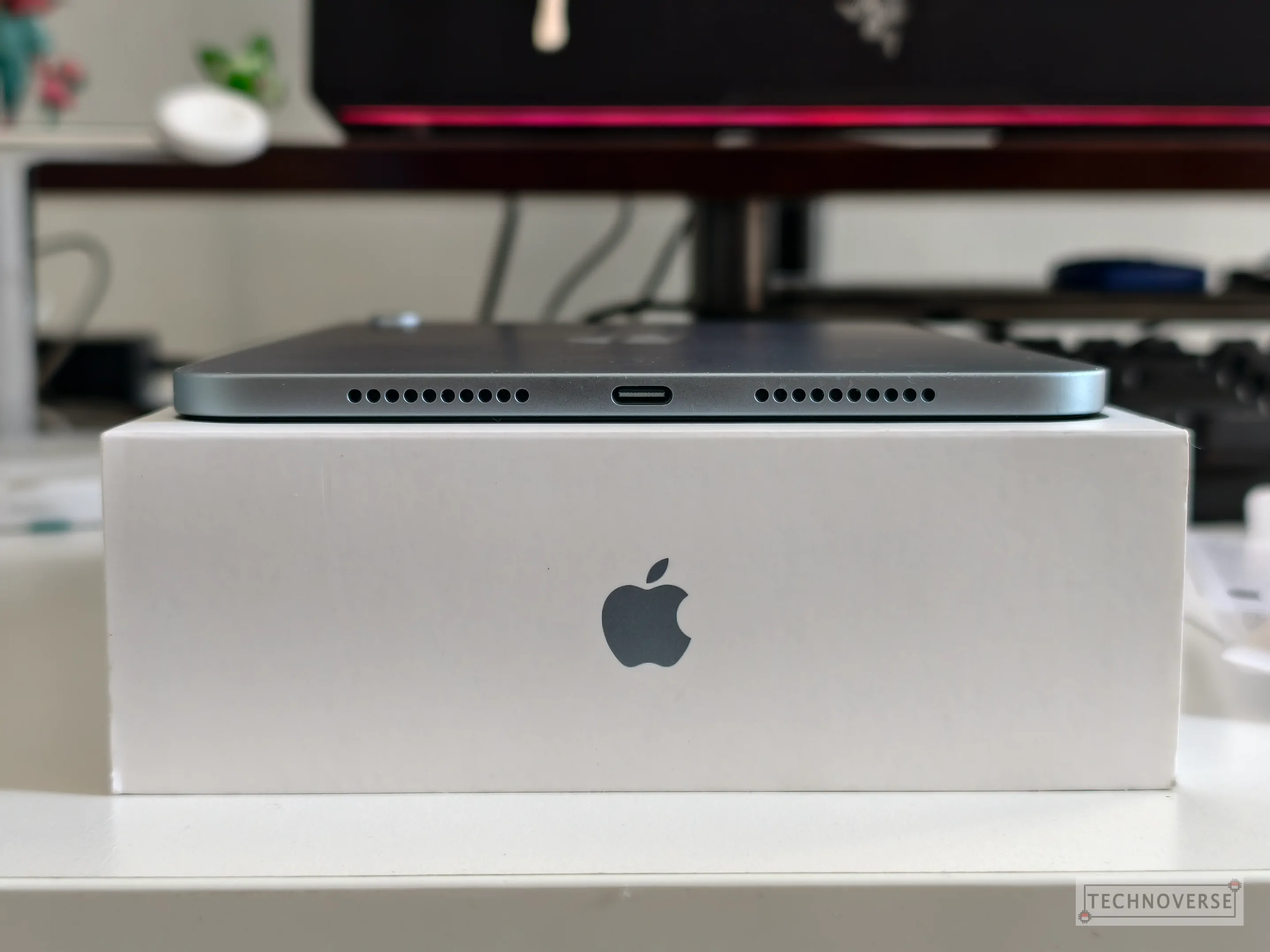 ipad-mini-a17-pro-bottom